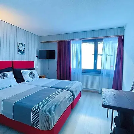 Des Charmettes Hotel *